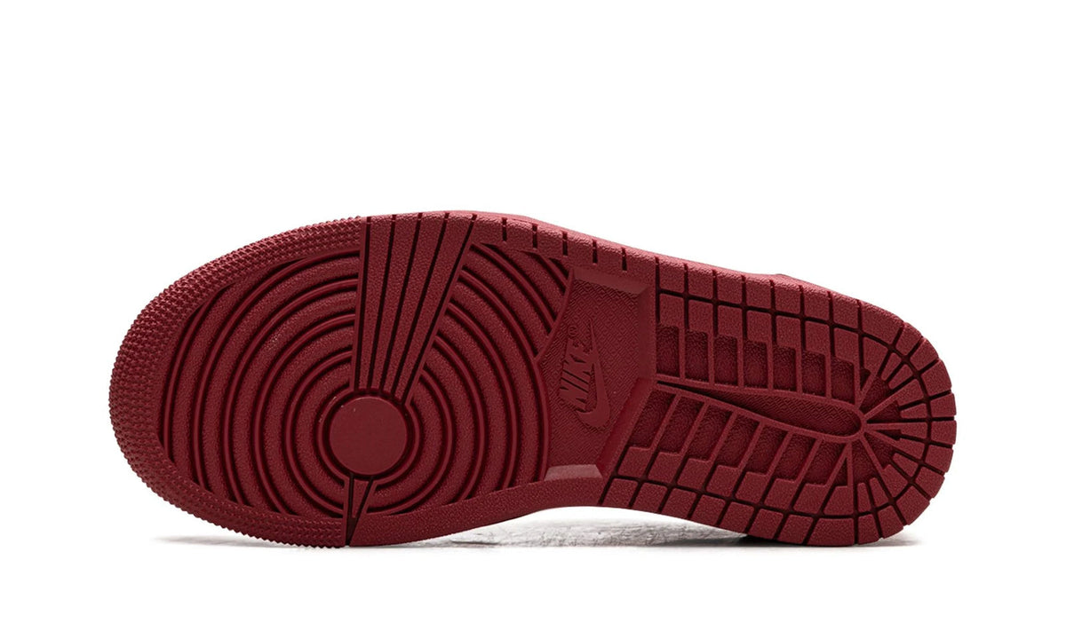 Air Jordan 1 "Gym Red"