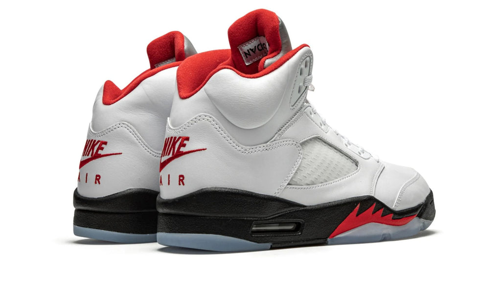 Air Jordan 5 Retro "Fire Red Silver Tongue 2020"
