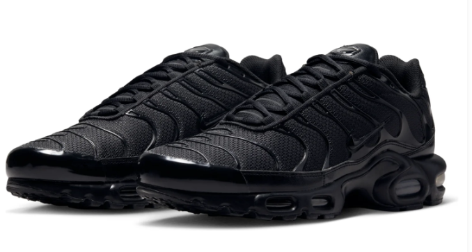 Nike Air Max Plus "Triple Black" 604133-050