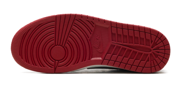 Air Jordan 1 Low OG "Chicago" (2025) HQ6998-600